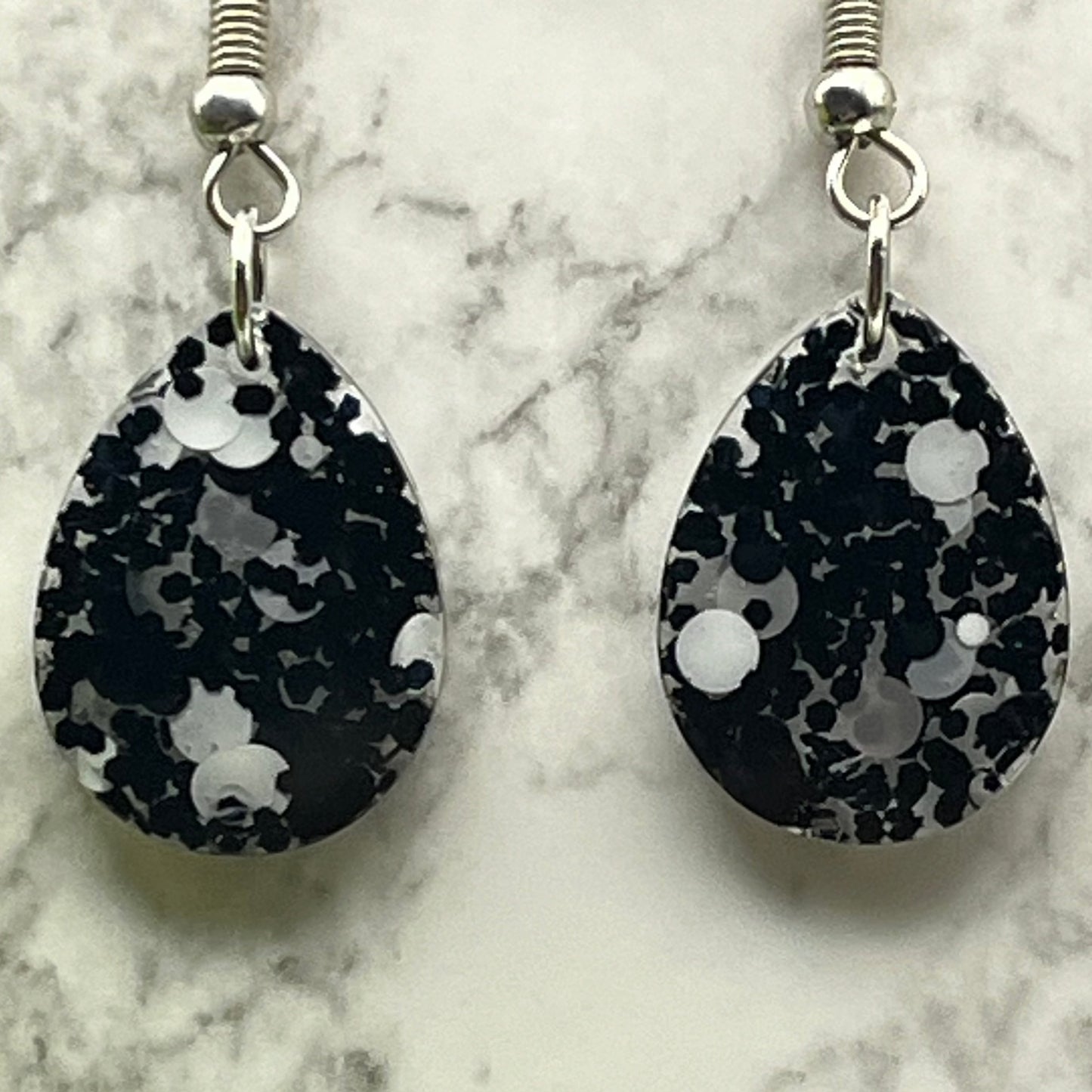 Small Teardrop Earrings Black w/ White