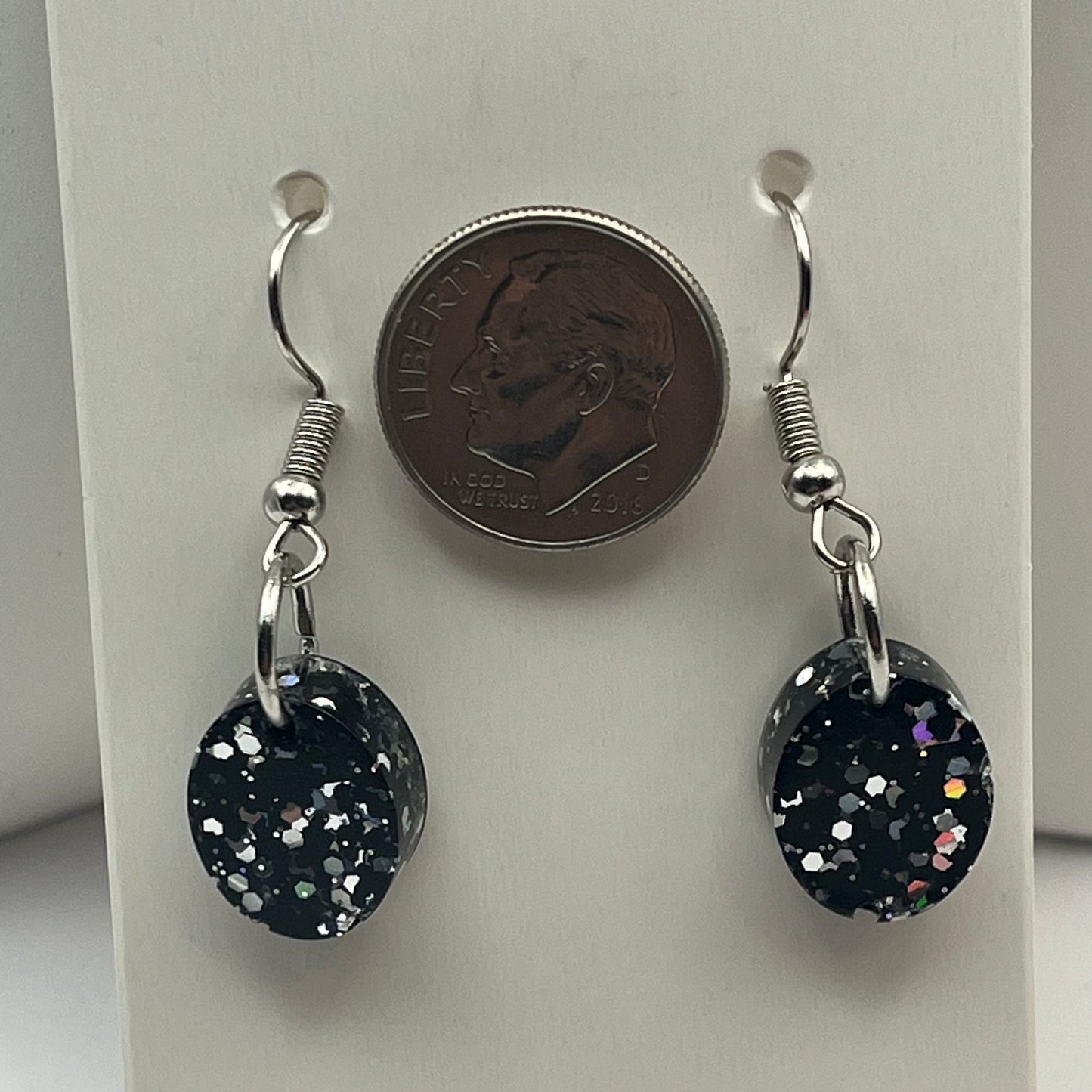 Small Ovals Black with Silver Glitter