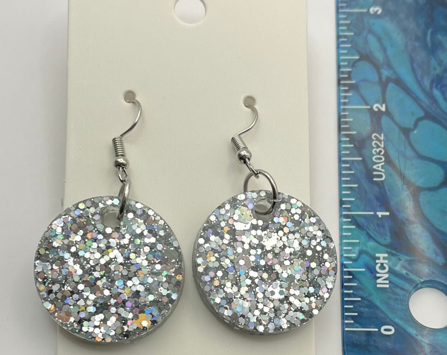 Medium Circles Sparkly Silver