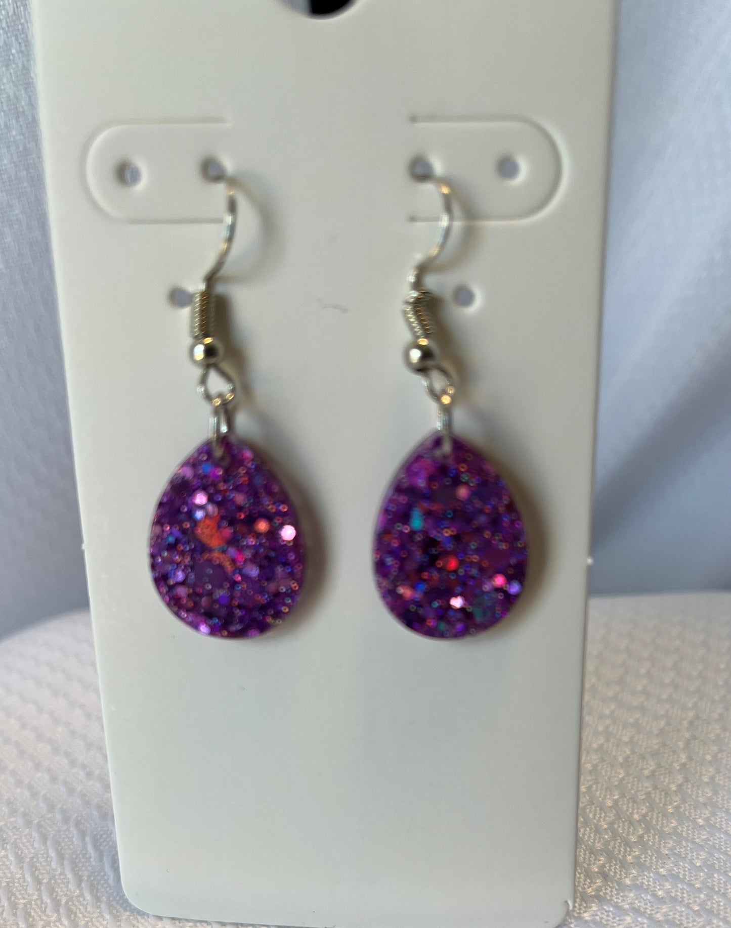 Small Teardrop Earrings Pinkish-Purple