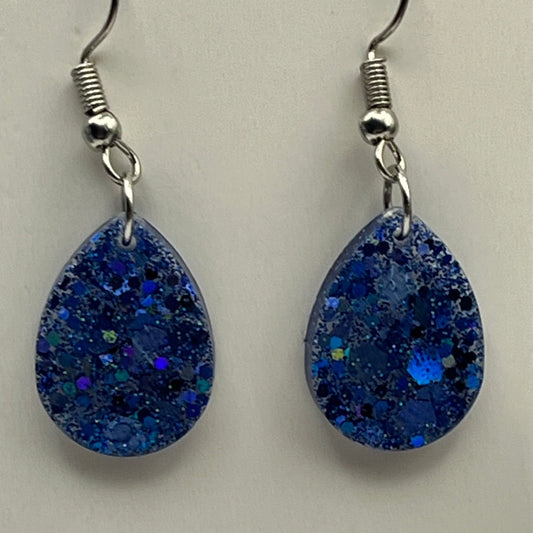 Small teardrop chunky blue